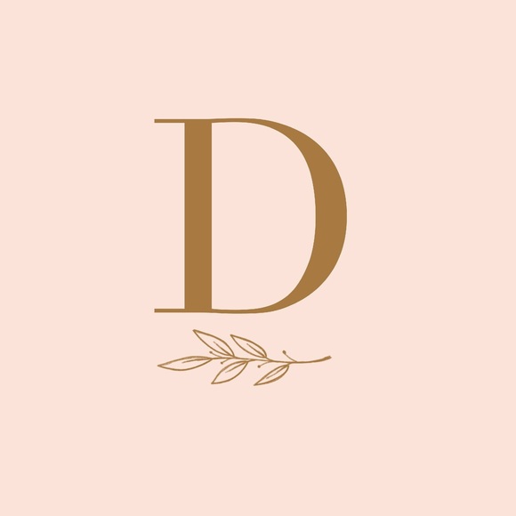 dominiqueea